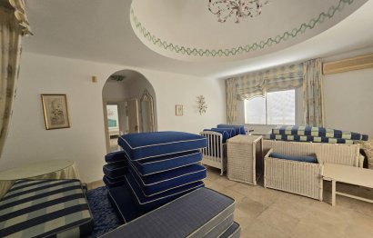 Resale - House - Detached Villa - Marbella - Marbella Centro