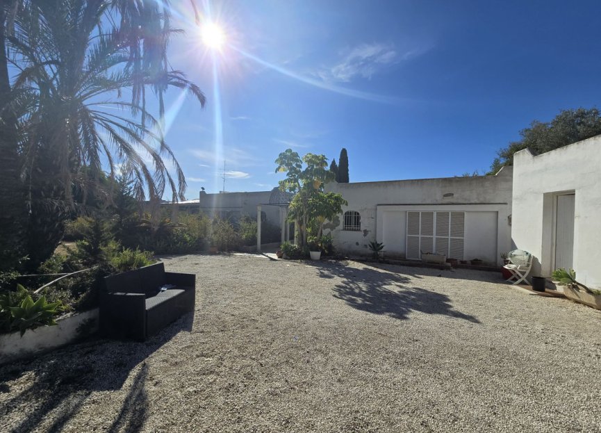 Resale - House - Detached Villa - Marbella - Marbella Centro