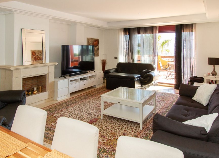 Resale - Apartment - Penthouse - Marbella - La Mairena