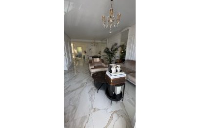 Resale - Apartment - Middle Floor Apartment - Marbella - The Golden Mile