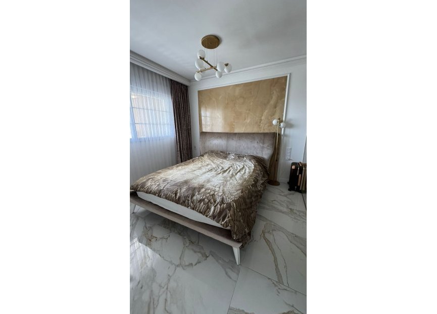 Resale - Apartment - Middle Floor Apartment - Marbella - The Golden Mile