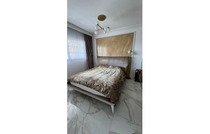 Resale - Apartment - Middle Floor Apartment - Marbella - The Golden Mile