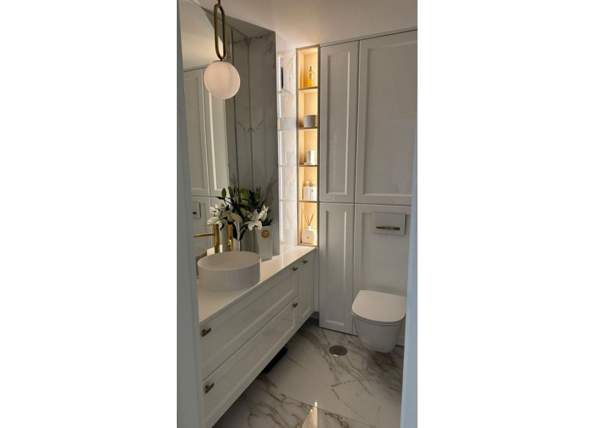 Resale - Apartment - Middle Floor Apartment - Marbella - The Golden Mile