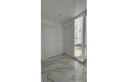 Resale - Apartment - Middle Floor Apartment - Marbella - The Golden Mile