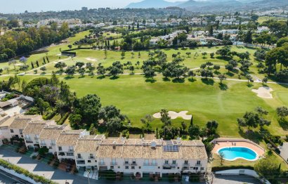 Resale - House - Townhouse - Marbella - Nueva Andalucia