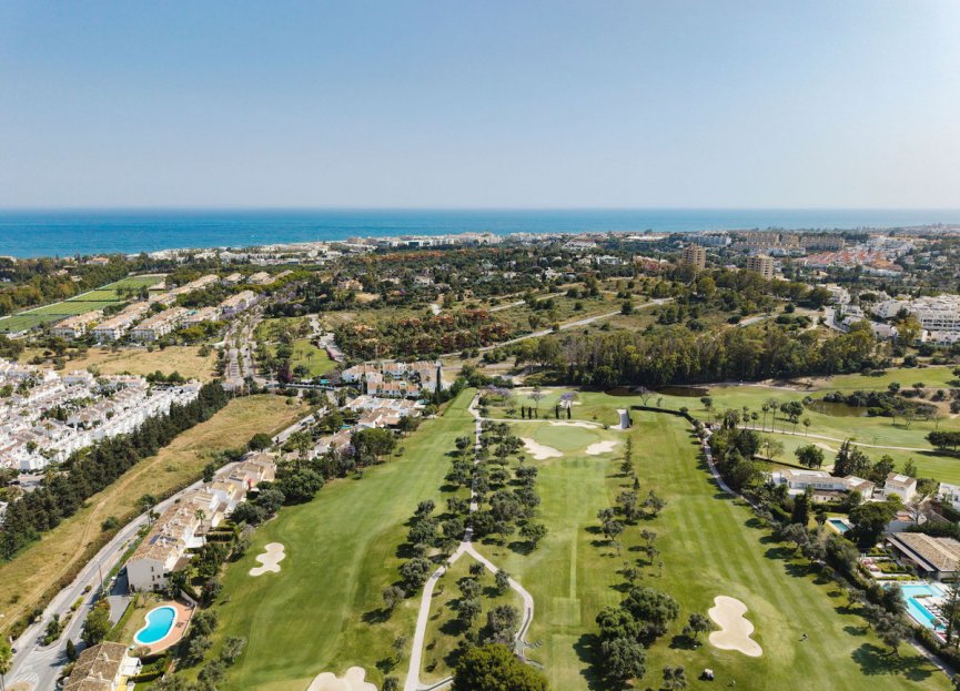 Resale - House - Townhouse - Marbella - Nueva Andalucia