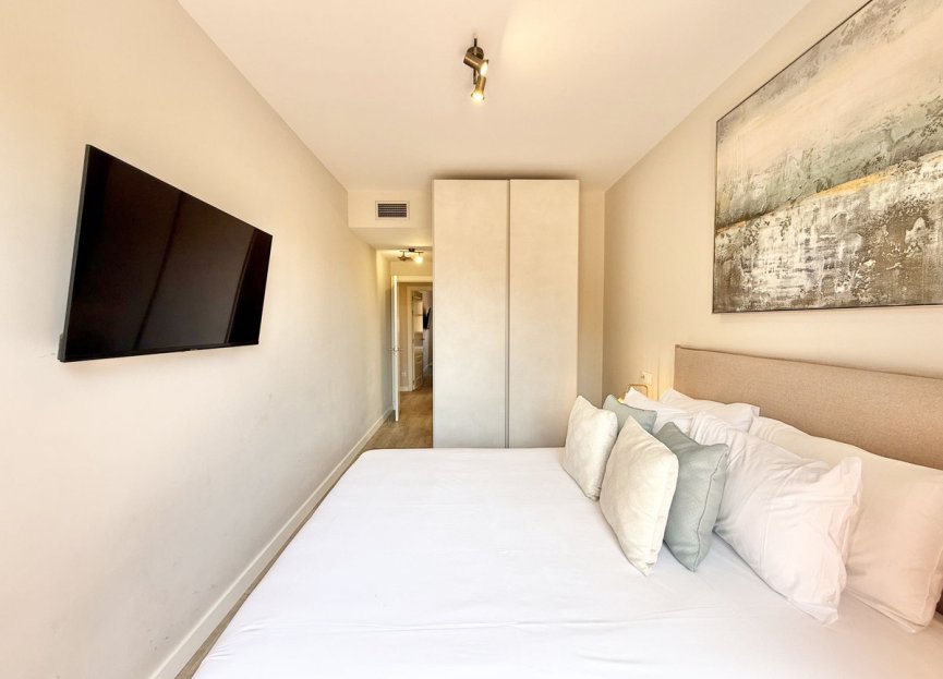 Resale - Apartment - Middle Floor Apartment - Benahavís - Benahavís Centro