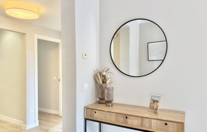 Resale - Apartment - Middle Floor Apartment - Benahavís - Benahavís Centro