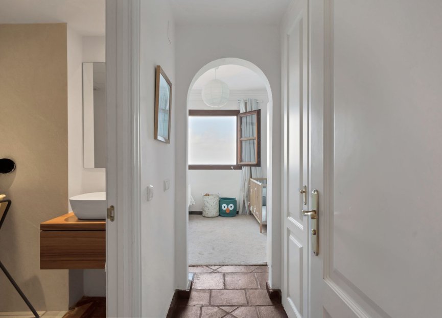 Resale - Apartment - Penthouse - Benahavís - La Heredia