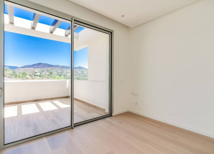 Resale - Apartment - Penthouse - Benahavís - Benahavís Centro