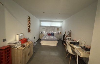 Resale - House - Detached Villa - Estepona - Estepona Centro