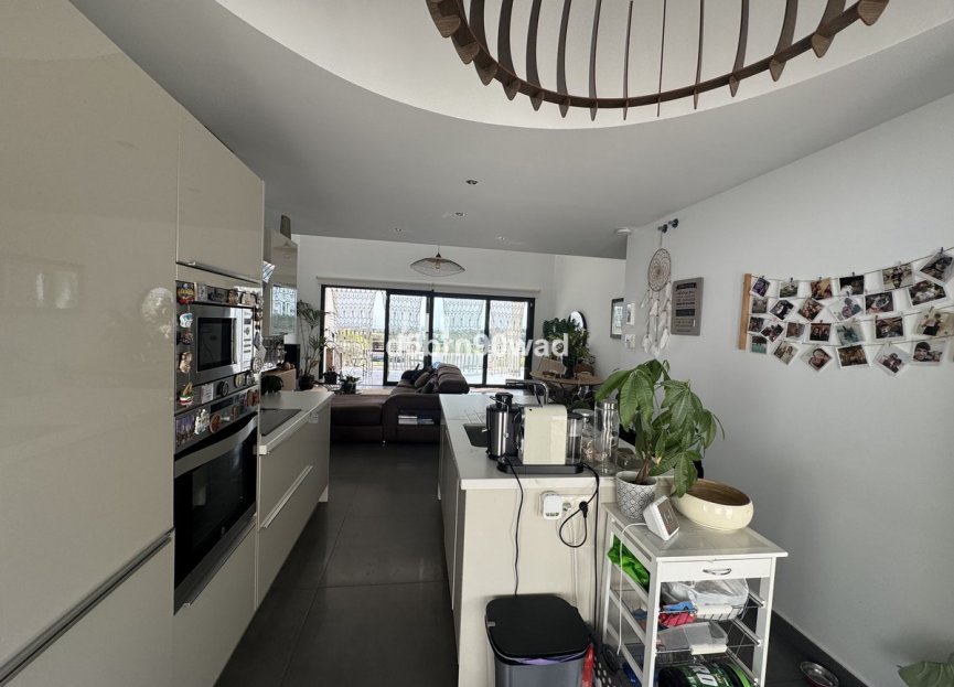 Resale - House - Detached Villa - Estepona - Estepona Centro