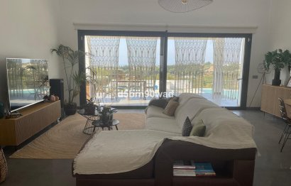 Resale - House - Detached Villa - Estepona - Estepona Centro