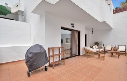 Resale - Apartment - Ground Floor Apartment - Marbella - Nueva Andalucia