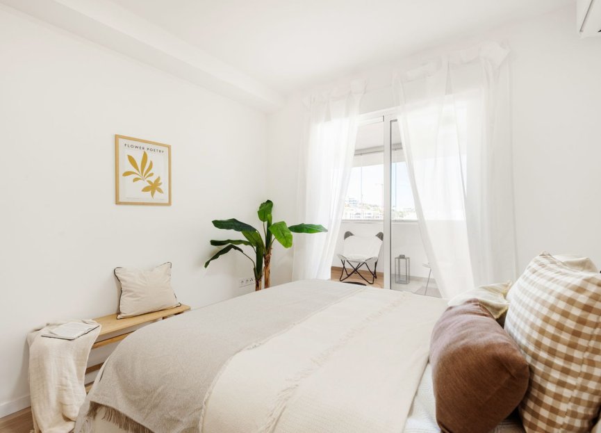 Resale - Apartment - Middle Floor Apartment - Fuengirola - Carvajal