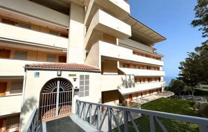 Resale - Apartment - Middle Floor Apartment - Fuengirola - Carvajal