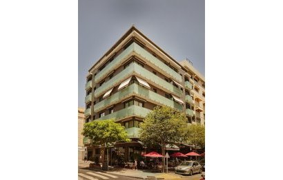 Resale - Apartment - Middle Floor Apartment - Marbella - Marbella Centro