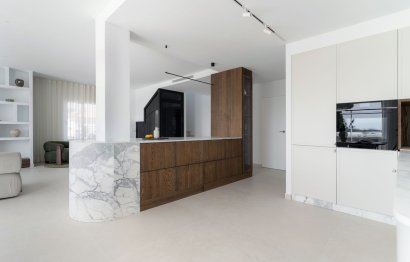 Resale - Apartment - Penthouse - Marbella - Nueva Andalucia