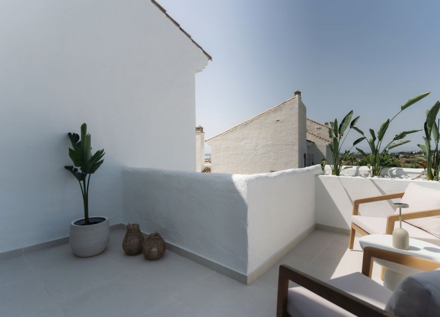 Resale - Apartment - Penthouse - Marbella - Nueva Andalucia