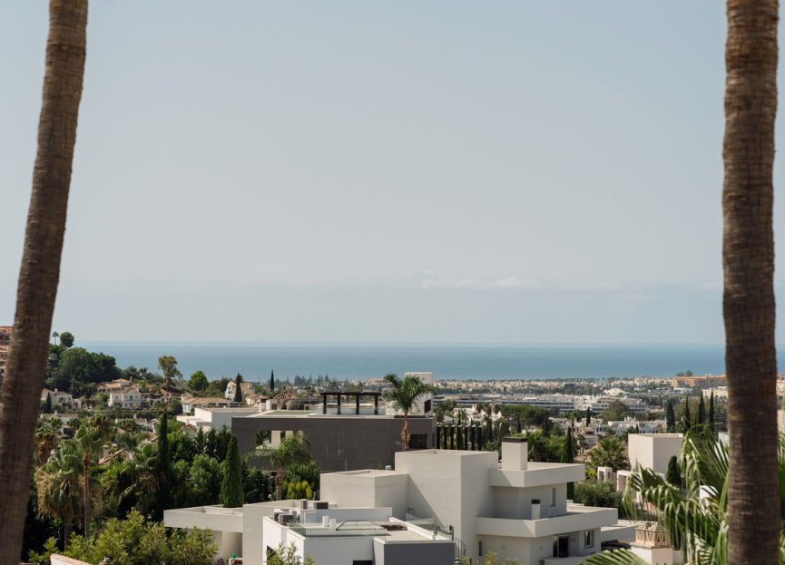 Resale - Apartment - Penthouse - Marbella - Nueva Andalucia