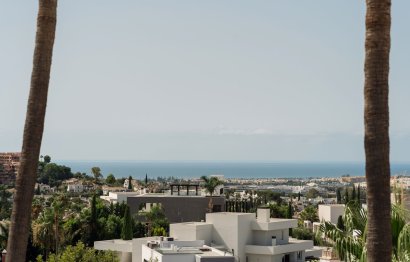 Resale - Apartment - Penthouse - Marbella - Nueva Andalucia