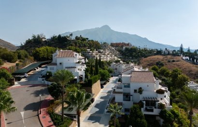 Resale - Apartment - Penthouse - Marbella - Nueva Andalucia