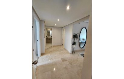 Resale - Apartment - Middle Floor Apartment - Marbella - Marbella Centro