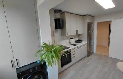 Resale - Apartment - Middle Floor Apartment - Marbella - Marbella Centro