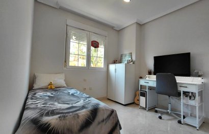 Resale - Apartment - Middle Floor Apartment - Marbella - Marbella Centro