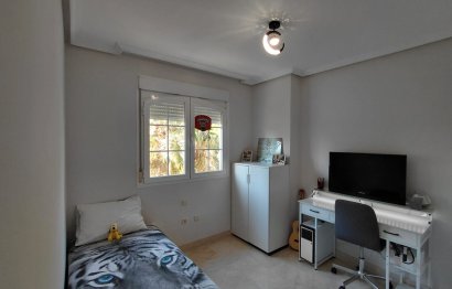 Resale - Apartment - Middle Floor Apartment - Marbella - Marbella Centro