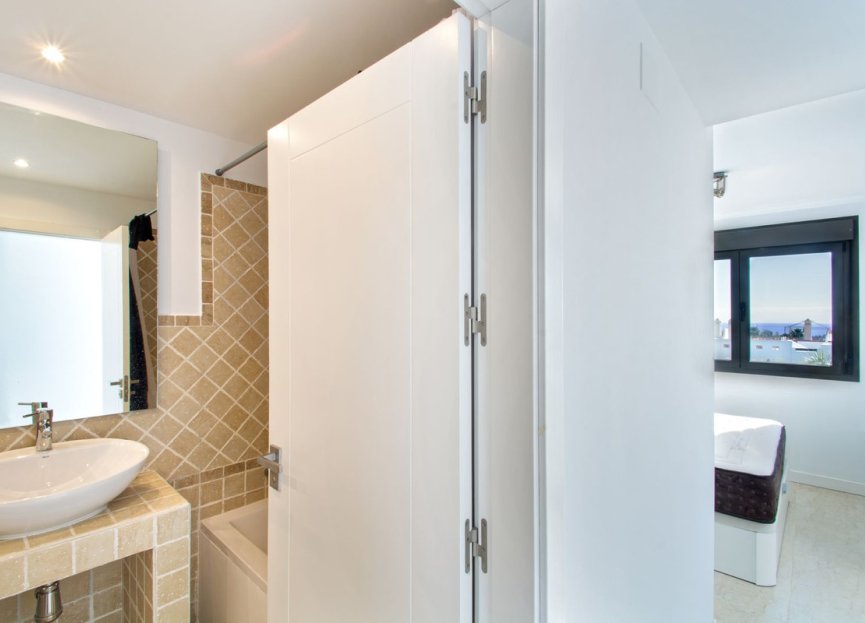 Reventa - Apartment - Penthouse - Estepona - Estepona Centro