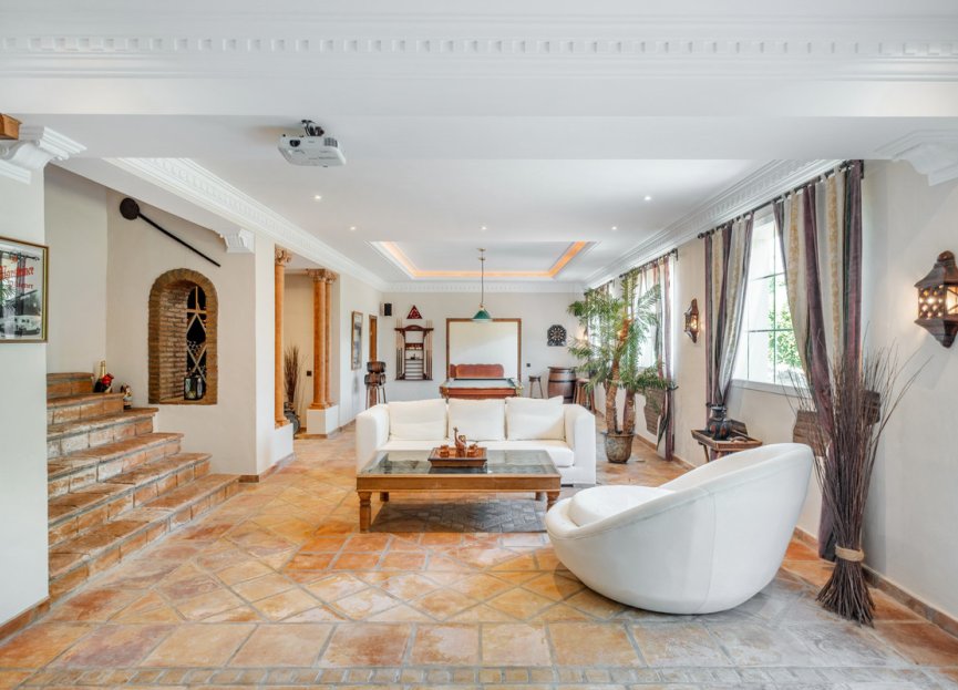 Reventa - House - Detached Villa - Benahavís - Benahavís Centro