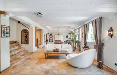 Reventa - House - Detached Villa - Benahavís - Benahavís Centro