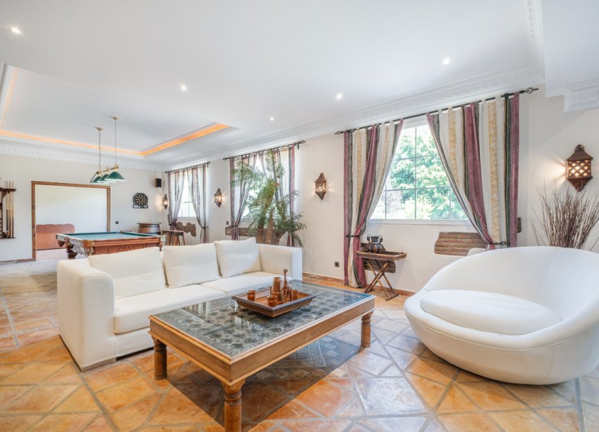 Reventa - House - Detached Villa - Benahavís - Benahavís Centro