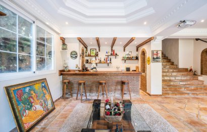 Reventa - House - Detached Villa - Benahavís - Benahavís Centro