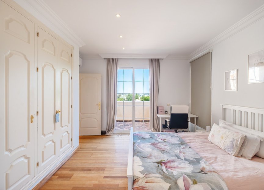 Reventa - House - Detached Villa - Benahavís - Benahavís Centro