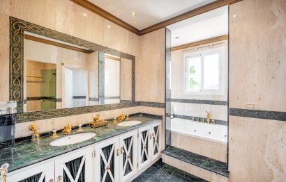 Reventa - House - Detached Villa - Benahavís - Benahavís Centro