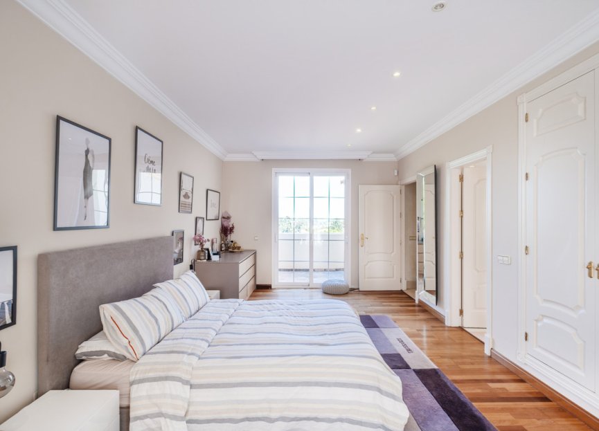 Reventa - House - Detached Villa - Benahavís - Benahavís Centro