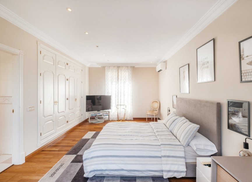 Reventa - House - Detached Villa - Benahavís - Benahavís Centro