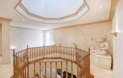 Reventa - House - Detached Villa - Benahavís - Benahavís Centro