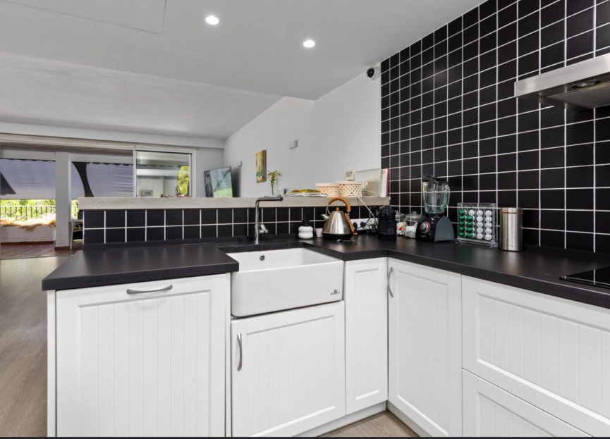 Resale - House - Townhouse - Benahavís - La Quinta