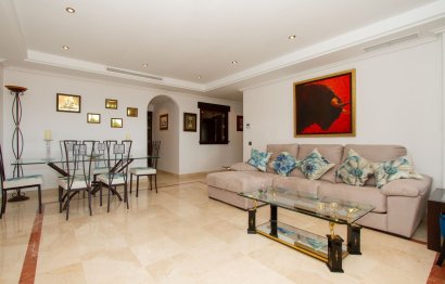 Resale - Ground floor apartment - Marbella - La Mairena
