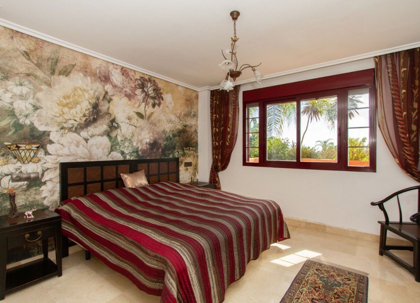 Resale - Ground floor apartment - Marbella - La Mairena