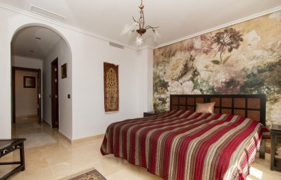 Resale - Ground floor apartment - Marbella - La Mairena