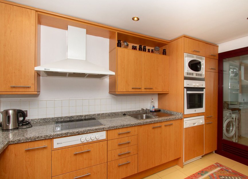 Resale - Ground floor apartment - Marbella - La Mairena