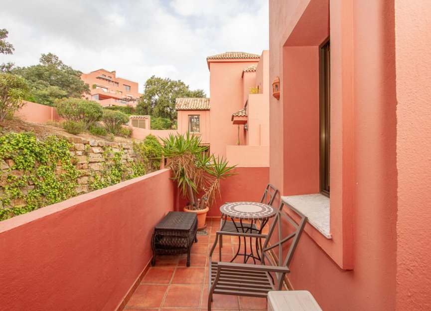 Resale - Apartment - Middle Floor Apartment - Marbella - La Mairena