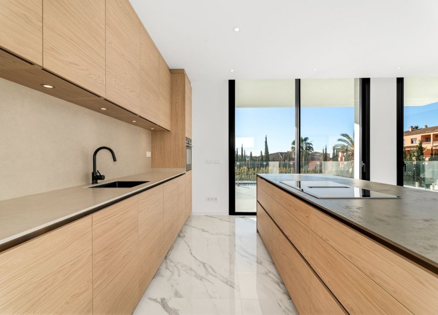 Resale - House - Detached Villa - Benahavís - Benahavís Centro