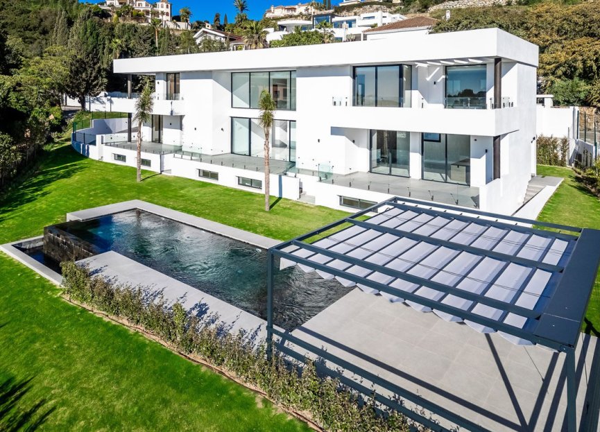 Resale - House - Detached Villa - Benahavís - Benahavís Centro