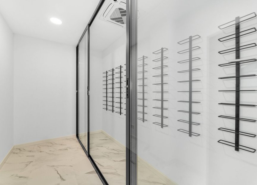 Resale - House - Detached Villa - Benahavís - Benahavís Centro