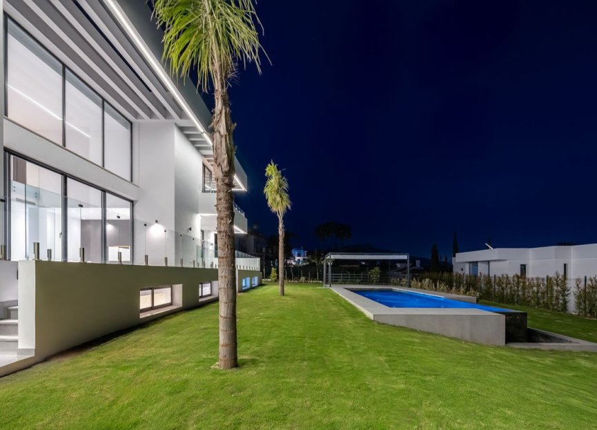 Resale - House - Detached Villa - Benahavís - Benahavís Centro